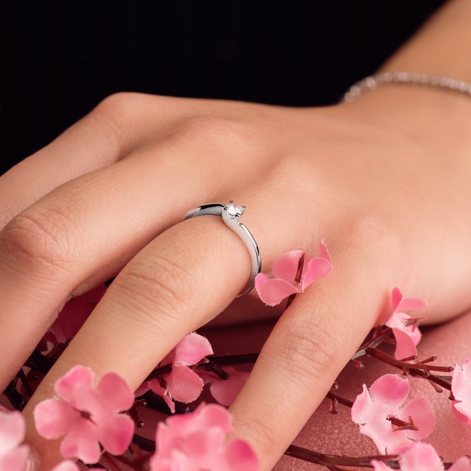 Solitario diamante natural talla brillante oro blanco 18K 0.100 qts. SI-H - Imagen 3